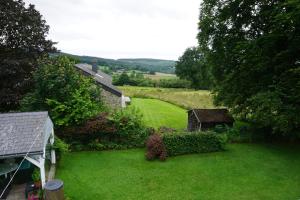 an aerial view of a yard with a house at Michel in Trois-Ponts