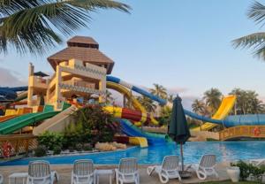 Bazén v ubytování Segal Rotana Salalah Villa wz Private S Pool nebo v jeho okolí