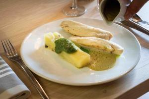 Essen im Hotel oder in der Nähe