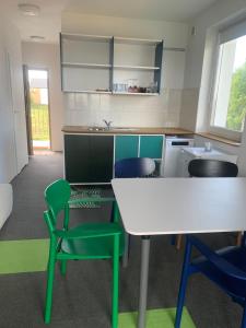 Η κουζίνα ή μικρή κουζίνα στο Albatrosa 17 - apartament nr 5 +2 φωτογραφίες