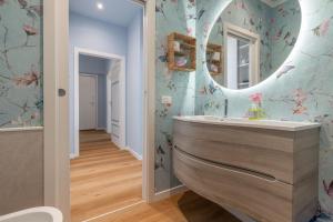 Phòng tắm tại Italian Experience- Ancona City Apartment +40 ảnh