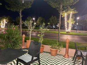Jardí fora de Hotel Ryad Tetouan Aero