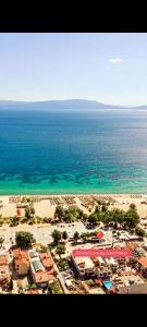 Foto dalla galleria di Dimitras luxury apartments a Ofrínion