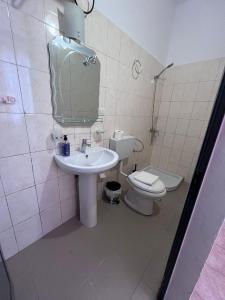Koupelna v ubytování Hostel Internacional + 21 fotografií