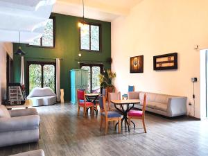 Posezení v ubytování Hotel Jardines Del Carmen