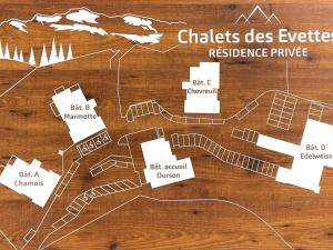 Zdjęcie z galerii obiektu Appartement cosy au pied des pistes avec piscine, balcon et parking privé - FR-1-505-170 w mieście Flumet