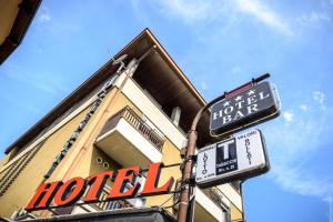 Certifikát, hodnocení, plakát nebo jiný dokument vystavený v ubytování Hotel Schenatti + 1 fotografie