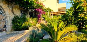 Fotografie z fotogalerie ubytování Villa Bugenvilla v destinaci Lokva Rogoznica