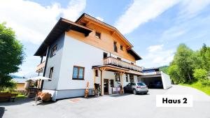 Budova, v ktorej sa apartmán nachádza