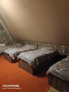 Letto o letti in una camera di Green Hostel