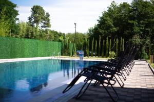 Bazén v ubytování HOTEL Autograph 1 & RESTAURANT & LOUNGE BAR nebo v jeho okolí