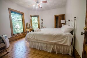 Ένα ή περισσότερα κρεβάτια σε δωμάτιο στο Amelia Room BW Boutique Hotel