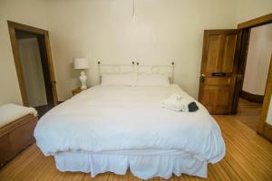 Ένα ή περισσότερα κρεβάτια σε δωμάτιο στο Amelia Room BW Boutique Hotel +9 φωτογραφίες