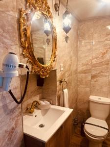 Koupelna v ubytování Taşhan Hotel