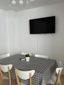 Fotografie z fotogalerie ubytování Modern and Bright 5 Bedroom Apartment Del Prado v destinaci Gandía