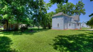 Zahrada ubytování Snowdrop Apartment - Just 10 Minutes to the Beach! + 12 fotografií