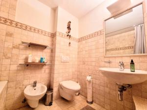 Vannituba majutusasutuses LOVErbier with pool, best location!
