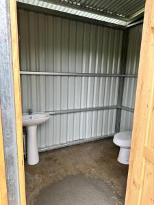 Ένα μπάνιο στο Camping El Fosforo