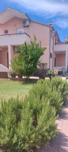 Afbeelding uit fotogalerij van Matea Vica apartman, Vodice in Vodice