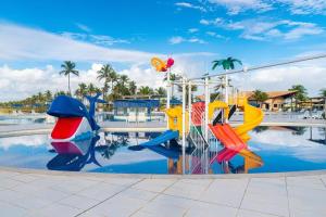 Bazén v ubytování Makai Resort Aracaju All Inclusive Pacote 7 diárias de agosto a novembro nebo v jeho okolí