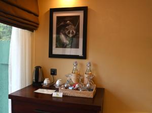 Příslušenství pro přípravu čaje a kávy v ubytování Sigiriya King's Resort
