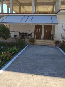 Jízda na kole v ubytování Apartments fatmir nebo okolí