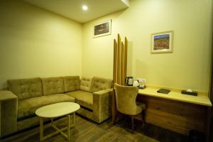 Posezení v ubytování Hotel Krinoscco