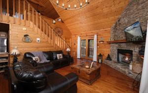 Posezení v ubytování Knotty and Nice