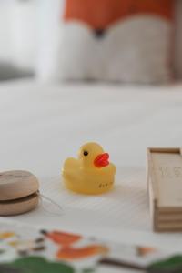 Postel nebo postele na pokoji v ubytování Hotel Admiral Lugano