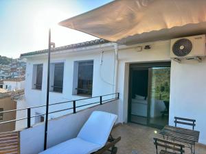Μπαλκόνι ή βεράντα στο Remote Work in Spanish Mediterranean Countryside +19 φωτογραφίες