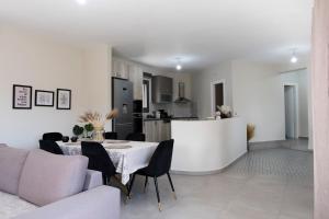 Nhà bếp/bếp nhỏ tại La vie en Abela