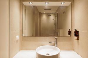 Gallery image of Coastal Bliss Apartments in Glyfada +29 photos