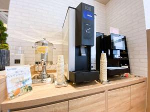 Kuchyň nebo kuchyňský kout v ubytování Comfort Hotel Takamatsu