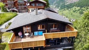 Nespecifikovaný výhled na hory nebo výhled na hory při pohledu z apartmánu + 12 fotografií