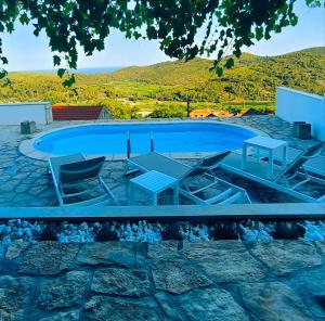 Fotografie z fotogalerie ubytování Newly renovated stone villa Smokvica 1892 v destinaci Smokvica