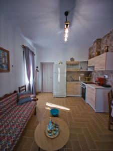 Kuchyň nebo kuchyňský kout v ubytování West Crete House