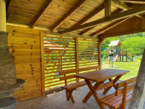 Foto de la galeria de Apartmani D&S a Mokra Gora