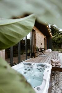 Halacs Homes- Boutique cabins, Boutique Cabin 8220 Balatonalmádi, 2 Birs köz kép - 2