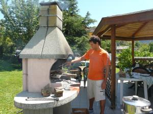 Gril dostupný pro hosty v bed and breakfast