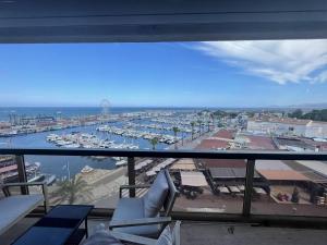 Zdjęcie z galerii obiektu T3 climatisé avec parking, vue mer, 100m plage - FR-1-106-60 w mieście Saint-Cyprien