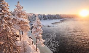 Loodusmaastik puhkemajakeste lähedal