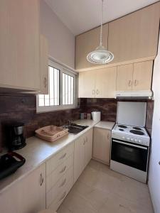 Fotografie z fotogalerie ubytování Beach Front Apartment v destinaci Néa Palátia