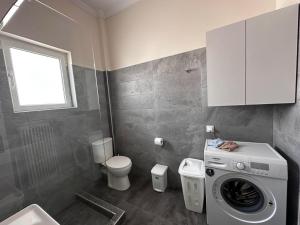 Fotografie z fotogalerie ubytování Beach Front Apartment v destinaci Néa Palátia