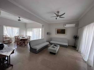 Fotografie z fotogalerie ubytování Beach Front Apartment v destinaci Néa Palátia