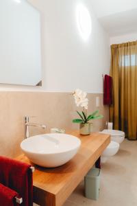 Koupelna v ubytování Loli Trulli Superior Villa - Free Parking