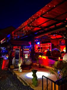 Fotografie z fotogalerie ubytování MBAR HOSTEL HAAD RIN v destinaci Haad Rin
