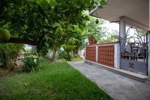 A garden outside Casa Vacanze Diamante