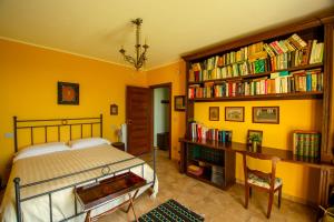 Biblioteca nella casa vacanze