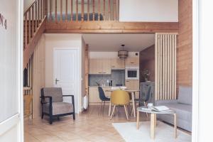 Kuchyň nebo kuchyňský kout v ubytování Le Clos du 5 - Appart Hotel Bagneres