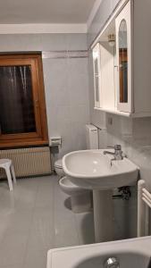 Gallery image of Appartamento vicino al lago in Auronzo di Cadore